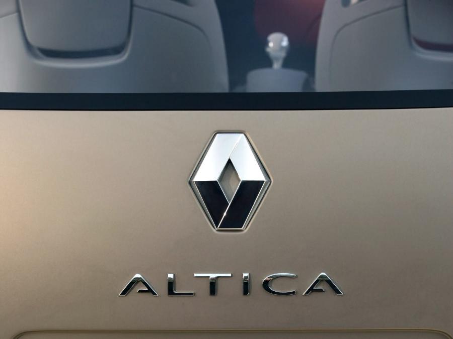  Renault Altica Concept 2006 года  (фото 37 из 111)